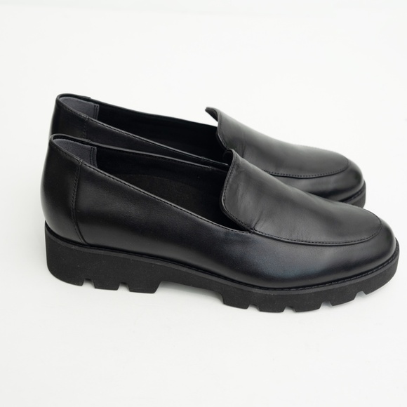 Vionic | Kensley Black Nappa Flats - Picture 1 of 11